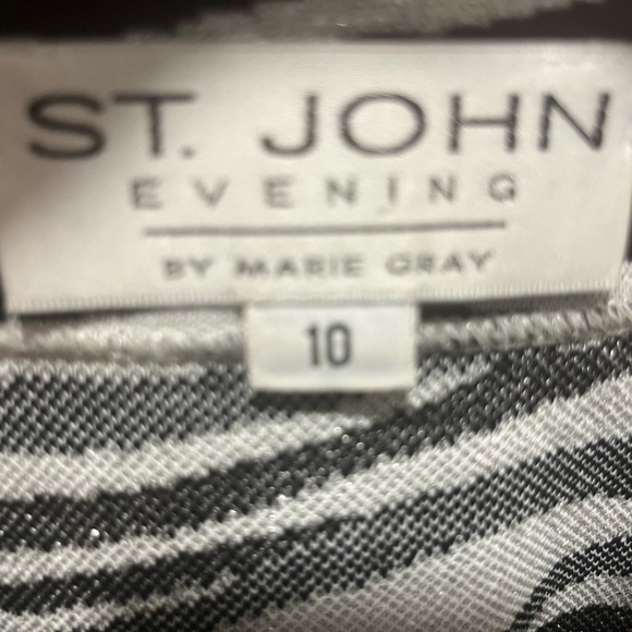 St john knit dress and jacket ( sorry- no off app communication) - Picture 7 of 7